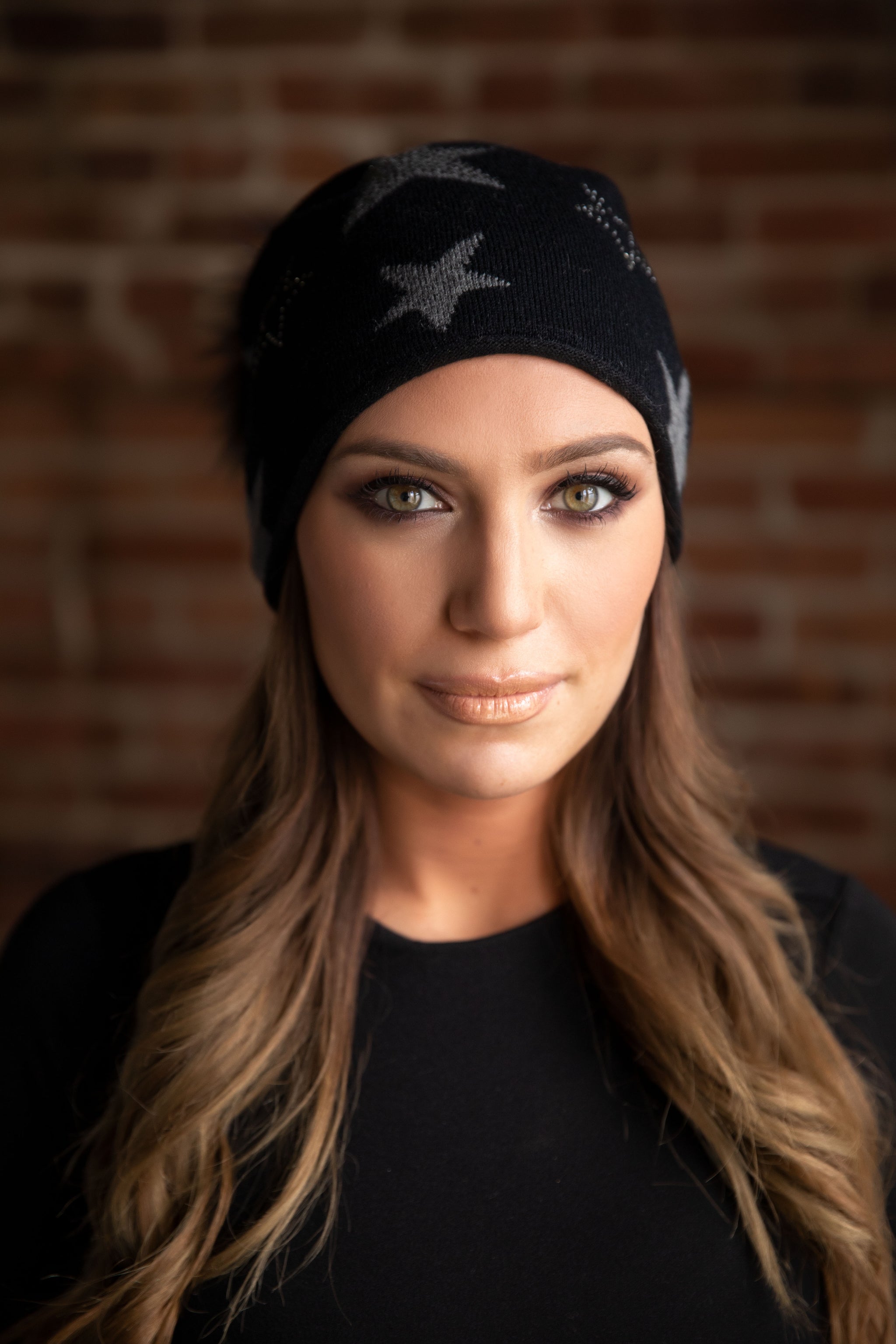 Black Star Daze Cashmere Hat – Melina