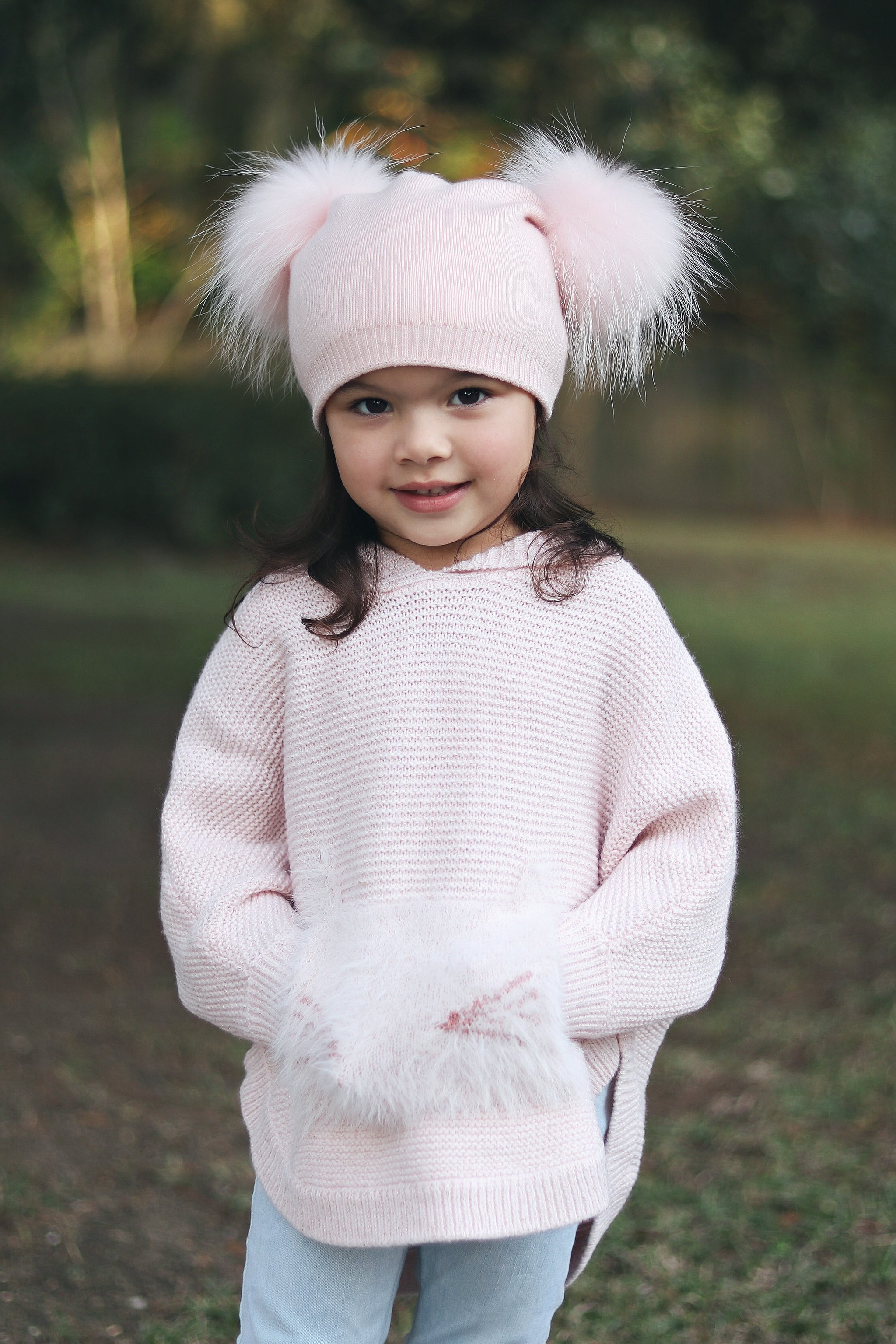 IzabellaPinkDoublePom3_2048x.