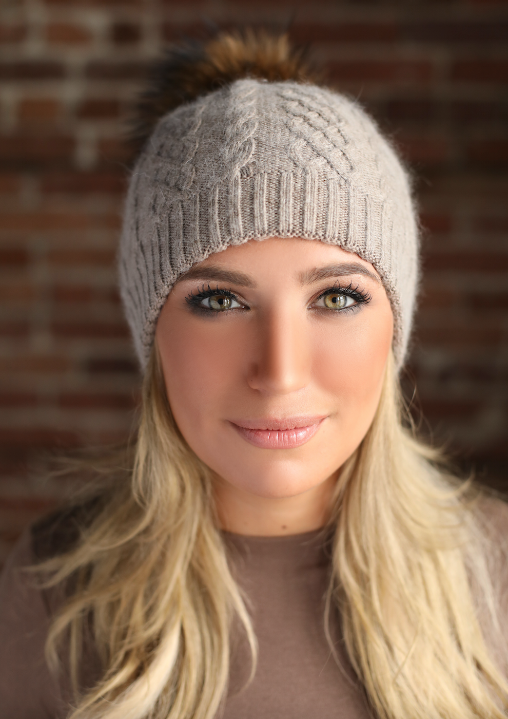 Cappuccino Classic Cableknit Cashmere Hat – Melina's Bowtique LLC